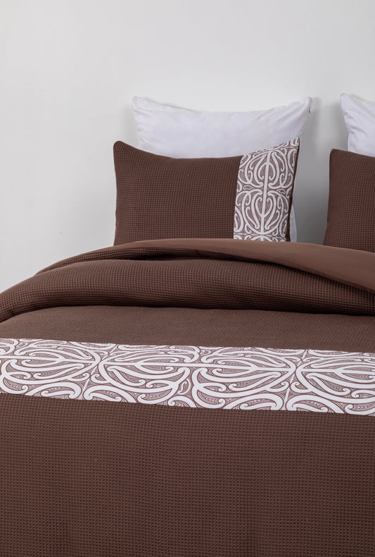 Deep brown toi waffle